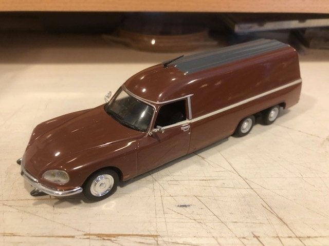 1:43 Citroën DS Fourgon Tissier 'Bagagère' Atlas, Hobby en Vrije tijd, Modelauto's | 1:43, Ophalen of Verzenden, Gebruikt, Auto