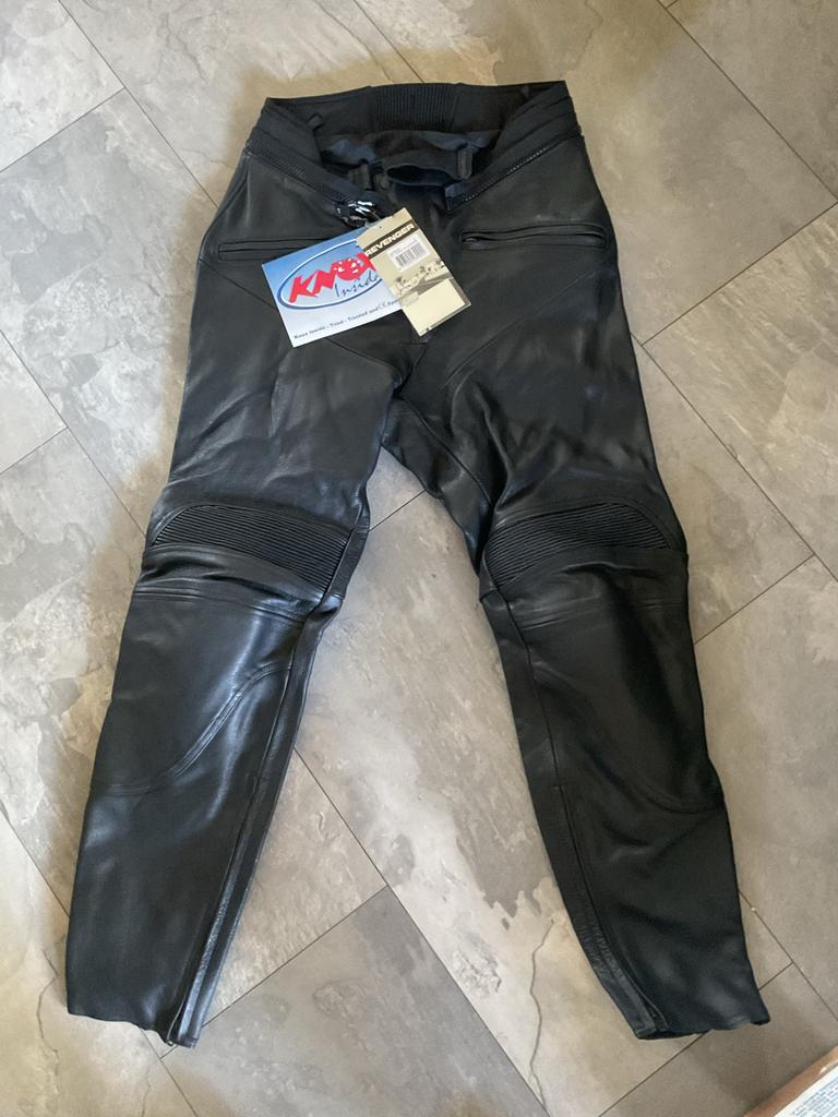 Nieuwe Knox Revenger Leren Motorbroek - Maat 34, Motoren, Kleding | Motorkleding, Ophalen of Verzenden, Nieuw met kaartje, Dames