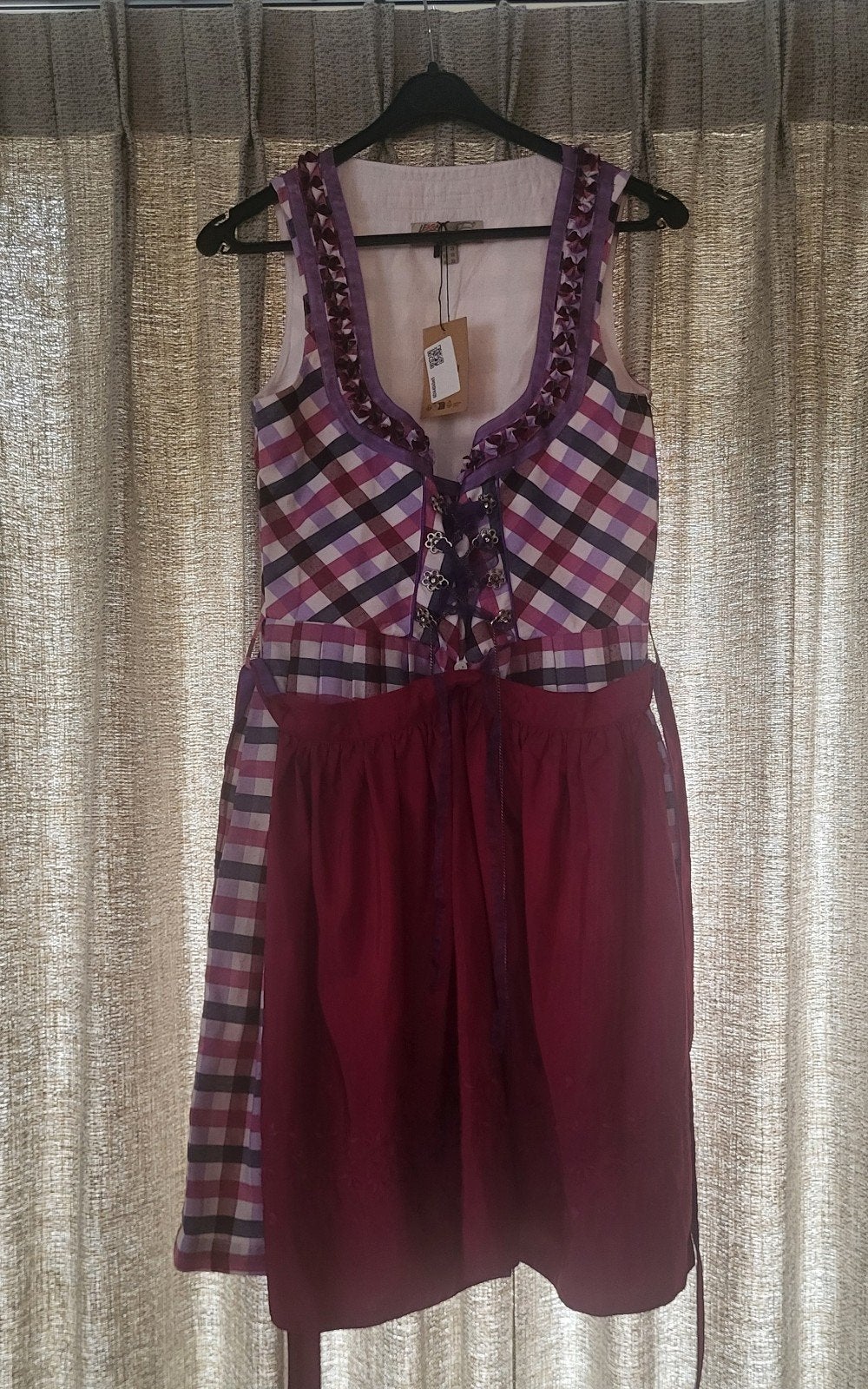 Dirndl jurk paars geruit met bordeauxrode schort, Maat 38/40 (M), Paars, Nieuw, Ophalen of Verzenden