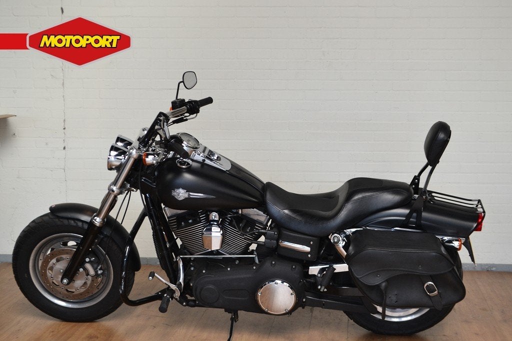 Harley-Davidson FAT BOB (bj 2010), Motoren, Motoren | Harley-Davidson, Laan van Vredenoord 33
2289 DA  Rijswijk, Bedrijf, Toermotor