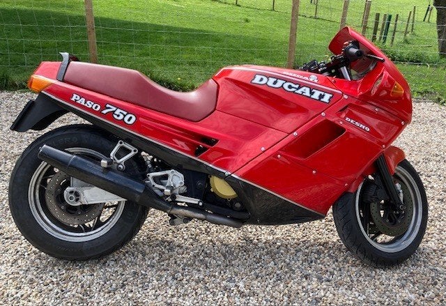 Ducati Paso 750, Motoren, Motoren | Ducati, Particulier, Sport, meer dan 35 kW, 2 cilinders, Motorrijbewijs A, Handgeschakeld