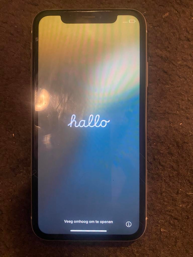 iPhone XR -  barst in achterkant, Telecommunicatie, Mobiele telefoons | Apple iPhone, Ophalen, Gebruikt, Wit, IPhone XR