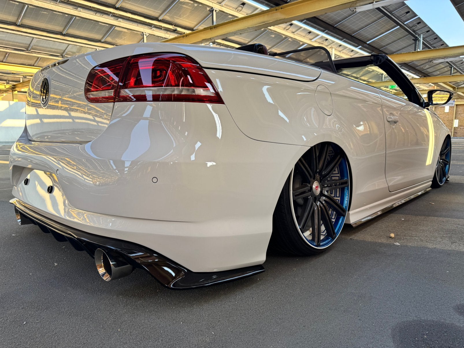 Custom Volkswagen Eos TCR Cabrio –Uniek gebouwd– R32 V6 3,2L, Auto's, Volkswagen, 3189 cc, Cabriolet, 4 stoelen, Wit
