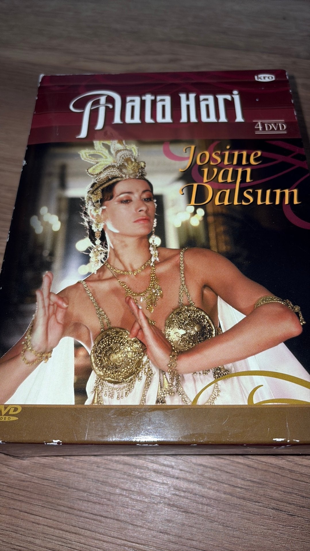 Mata Hari van de KRO met Josine van Dalsum. 4 disc-editie., Vanaf 16 jaar, Ophalen of Verzenden, Zo goed als nieuw, Actie en Avontuur