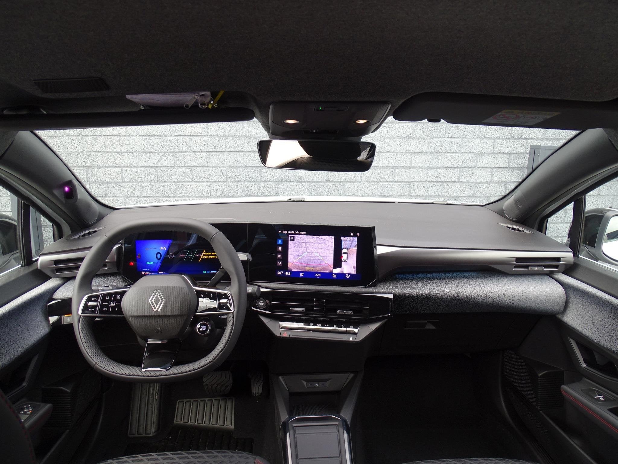 Renault Clio 1.8 Hybrid 160 techno NU 5 JAAR GARANTIE! / PAC, Auto's, Stof, 4 cilinders, Met garantie (alle), Wit