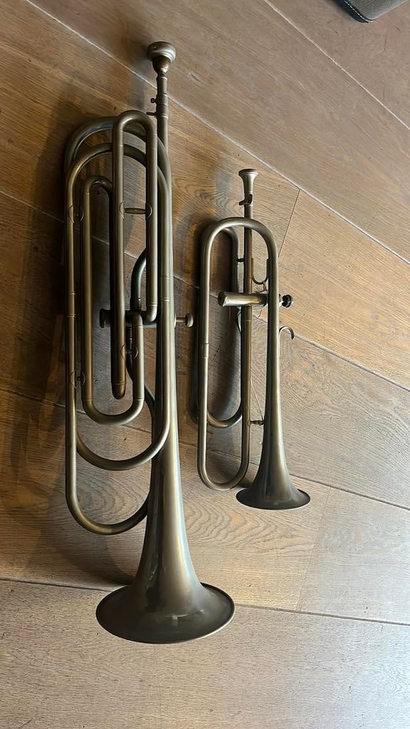2 stuks bes/es instrumenten, Muziek en Instrumenten, Blaasinstrumenten | Trompetten, Ophalen of Verzenden, Zo goed als nieuw, Overige typen