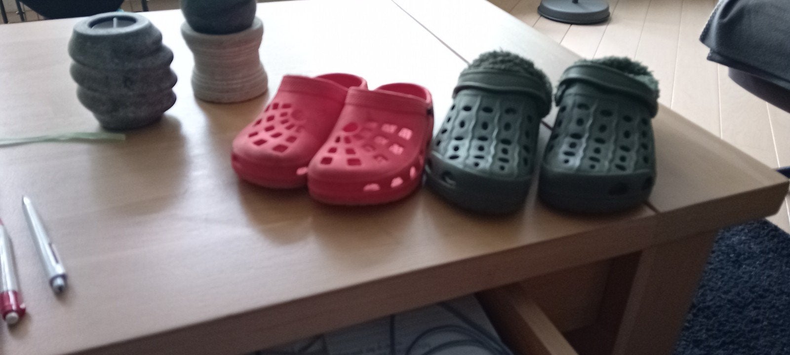 Nep Crocs: Groen (31/32) met voering & Rood (30/31) zonder, Ophalen