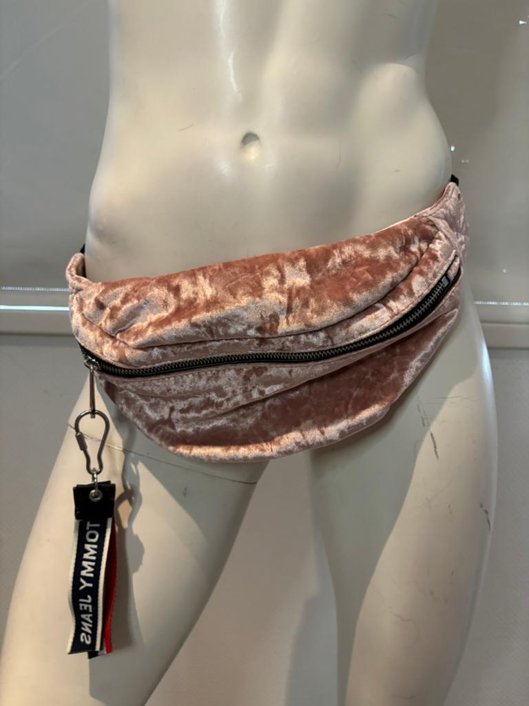 Tommy hilfiger roze fluweel buiktasje, ., Overige typen, Ophalen of Verzenden, Zo goed als nieuw