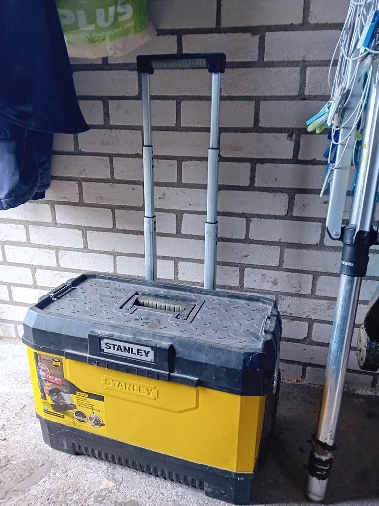 Stanley gereedschapskoffer op wieltjes, Doe-het-zelf en Verbouw, Gereedschapskisten, Ophalen, Gebruikt