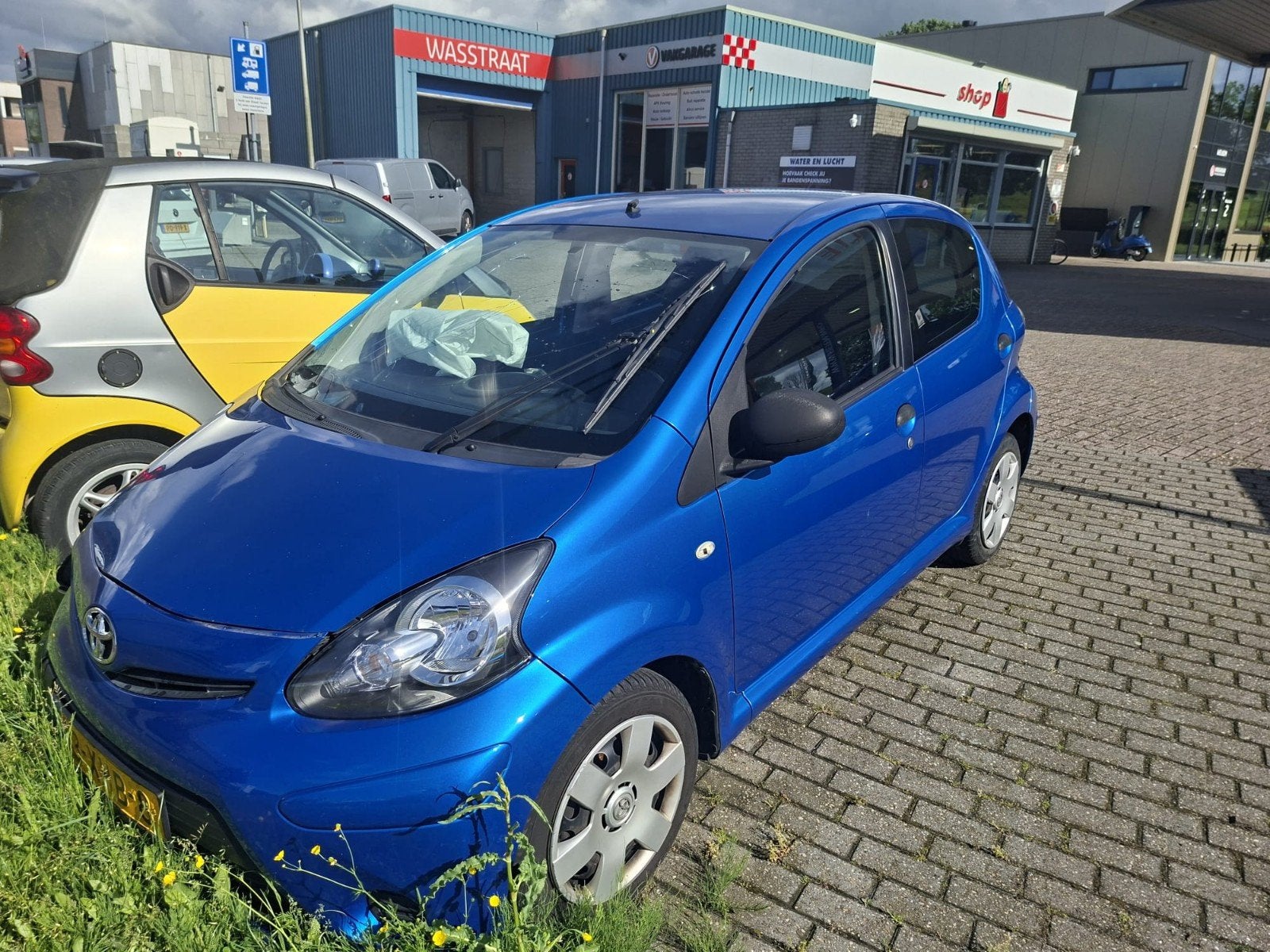 Toyota Aygo 1.0 12V Vvt-i 5DRS 2012 Blauw, Auto's, Voorwielaandrijving, Origineel Nederlands, Bedrijf, Handgeschakeld