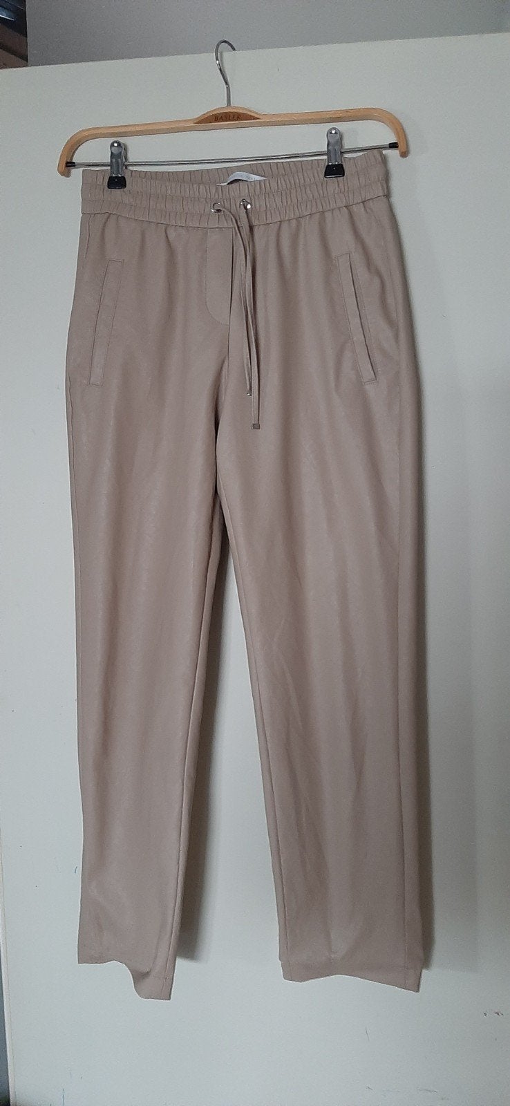 Raffaello Rossi vegan leather broek, Beige, Ophalen of Verzenden, Zo goed als nieuw, Maat 36 (S)