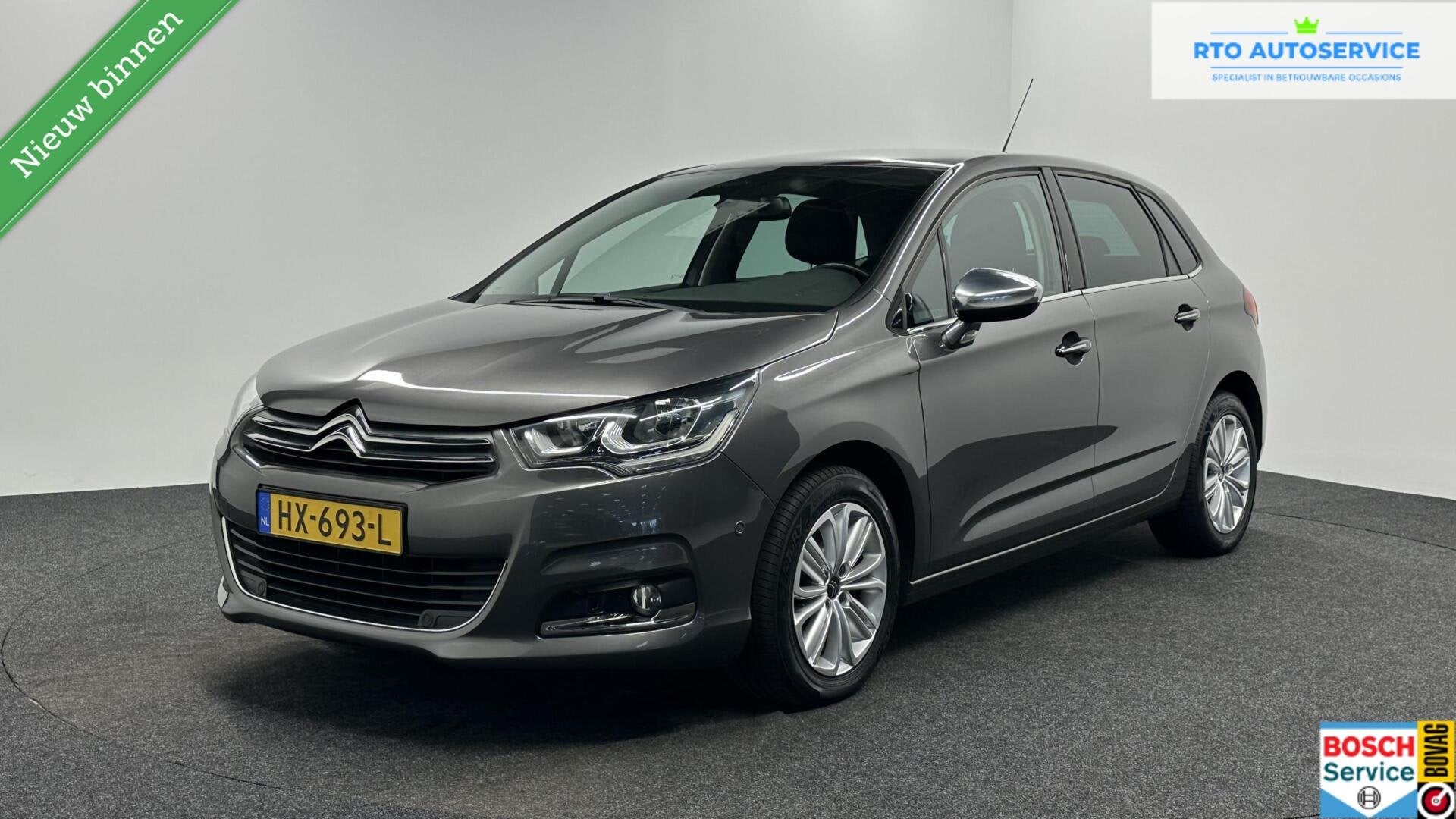Citroen C4 1.2 PureTech Feel Collection CARPLAY TREKHAAK CRU, Auto's, Citroën, Stof, Gebruikt, Euro 6, 1199 cc