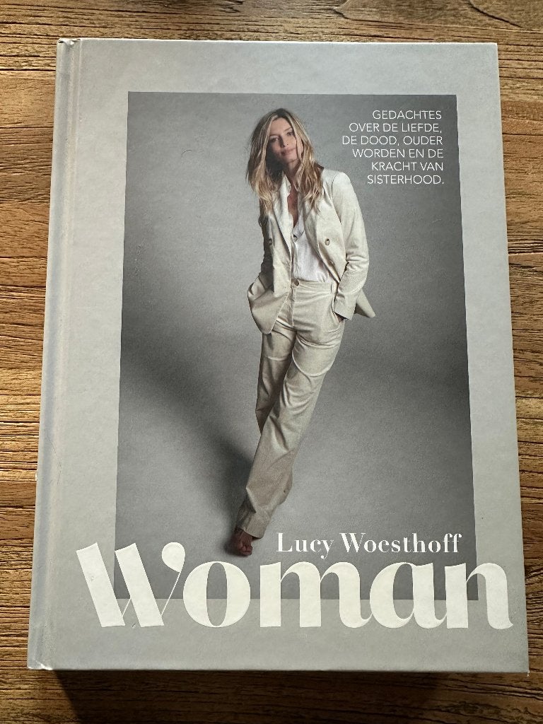 Woman /lucy woesthoff, Ophalen of Verzenden, Gelezen