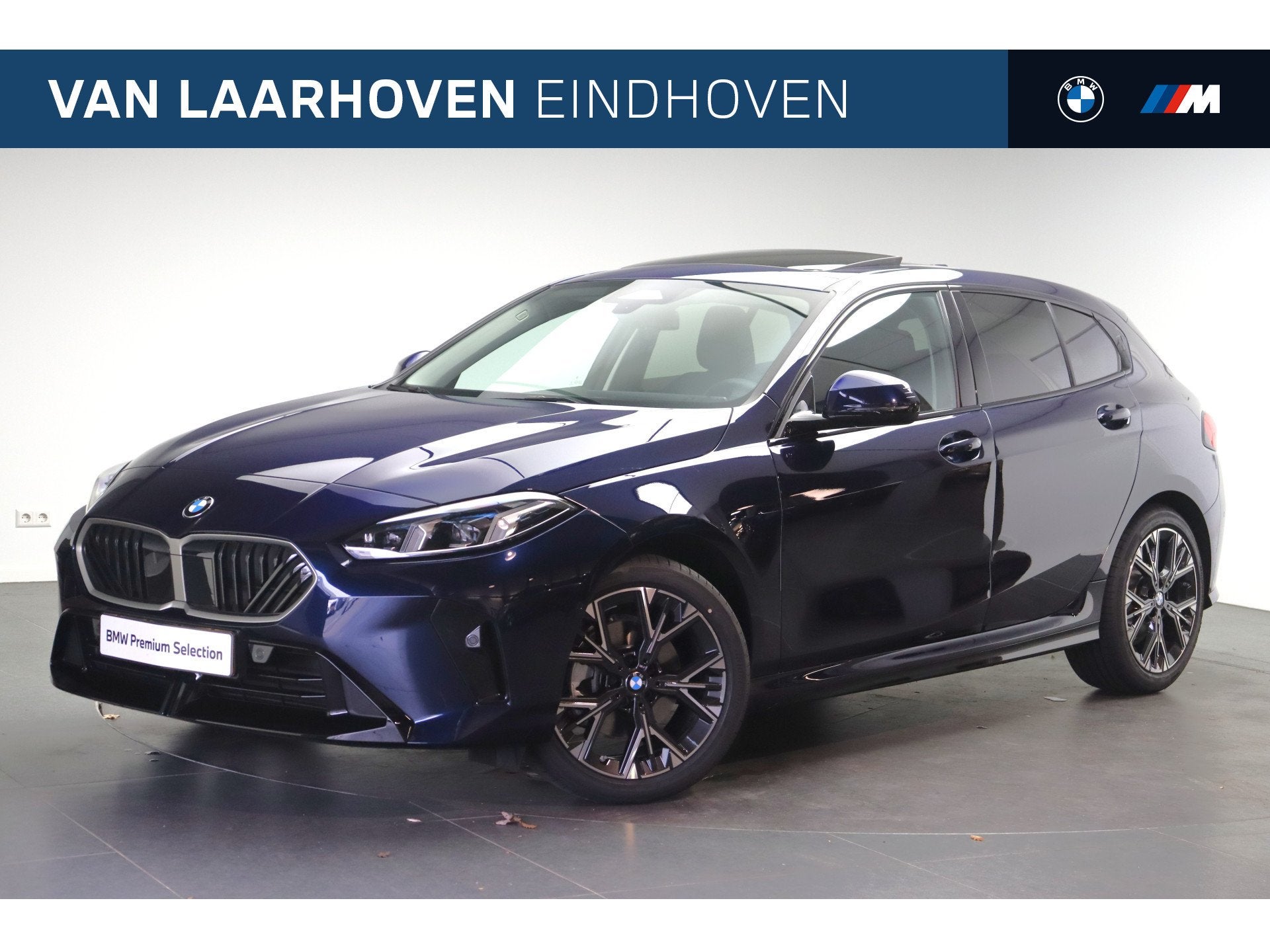 BMW 1 Serie 120 M Sport Automaat / Panoramadak / Achteruitri, Auto's, Stof, Euro 6, 156 pk, Met garantie (alle)