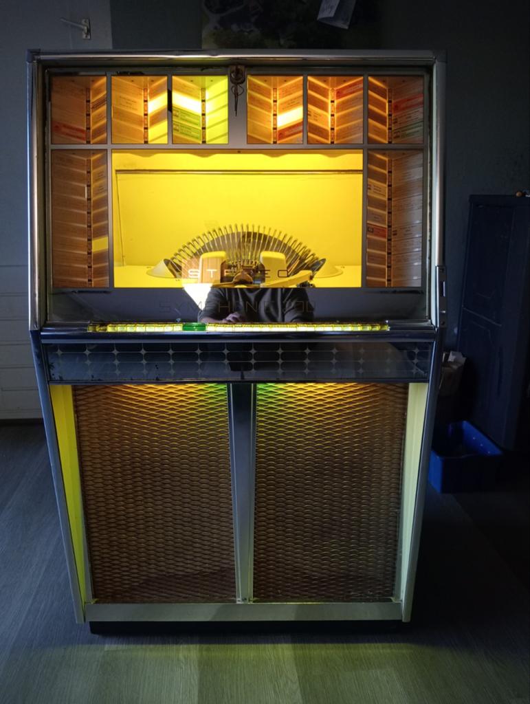 Bergmann Jukebox 200 select, Verzamelen, Automaten | Jukeboxen, Verzenden, Gebruikt, 1970 tot heden, Overige merken