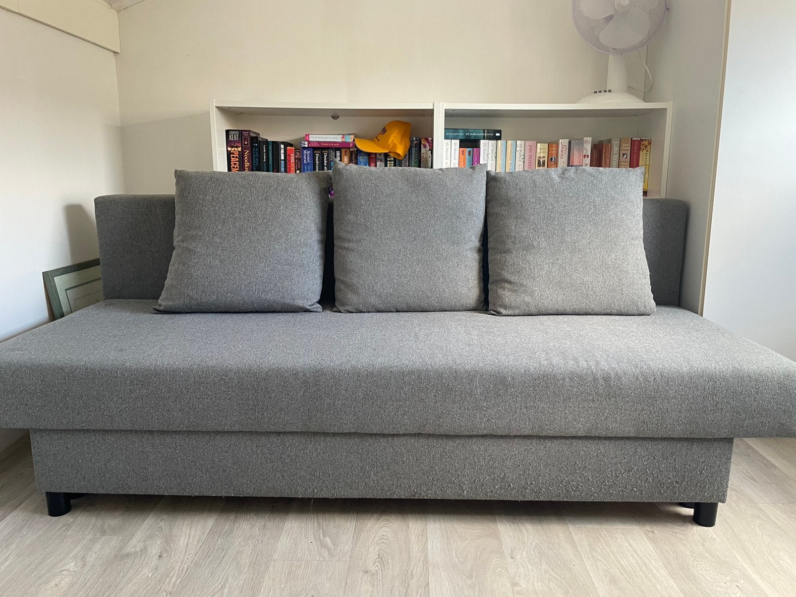 Slaapbank, grijs, met 3 kussens, Ophalen, Gebruikt, Tweepersoons, 190 cm of minder