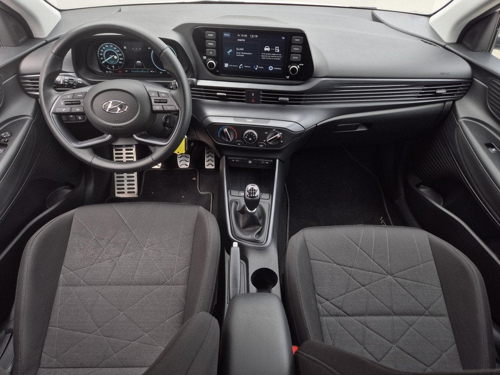 Hyundai Bayon 1.0 T-GDI Comfort / Trekhaak vast / Navigatie, Voorwielaandrijving, Gebruikt, Euro 6, 1095 kg