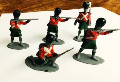 Airfix highland infanterie, 5 stuks, Ophalen of Verzenden, Zo goed als nieuw, 1:35 tot 1:50, Figuur of Figuren