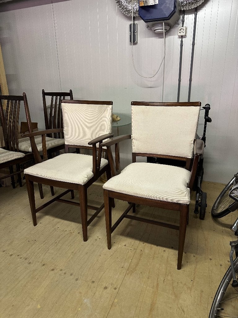 Set van 4 vintage eetkamerstoelen – hout & lichte bekleding, Antiek en Kunst, Ophalen