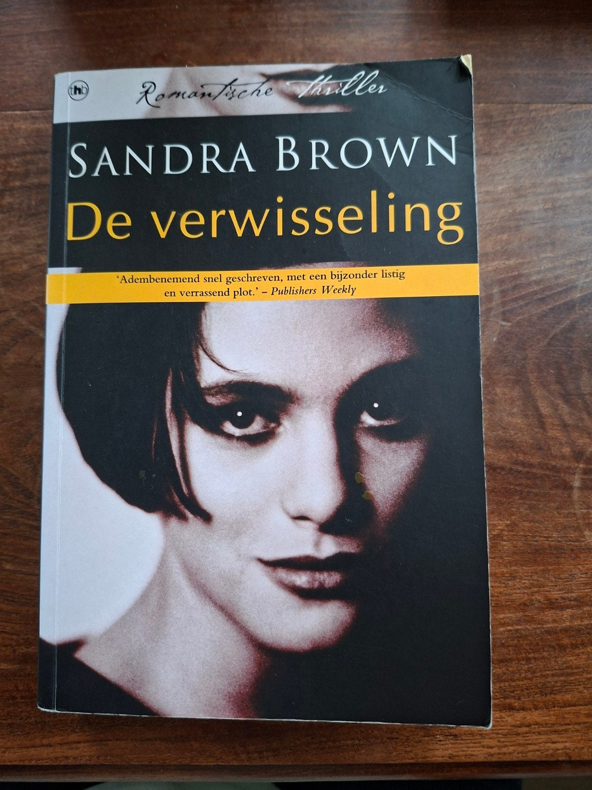 Sandra Brown - De verwisseling, Ophalen of Verzenden, Zo goed als nieuw, Sandra Brown