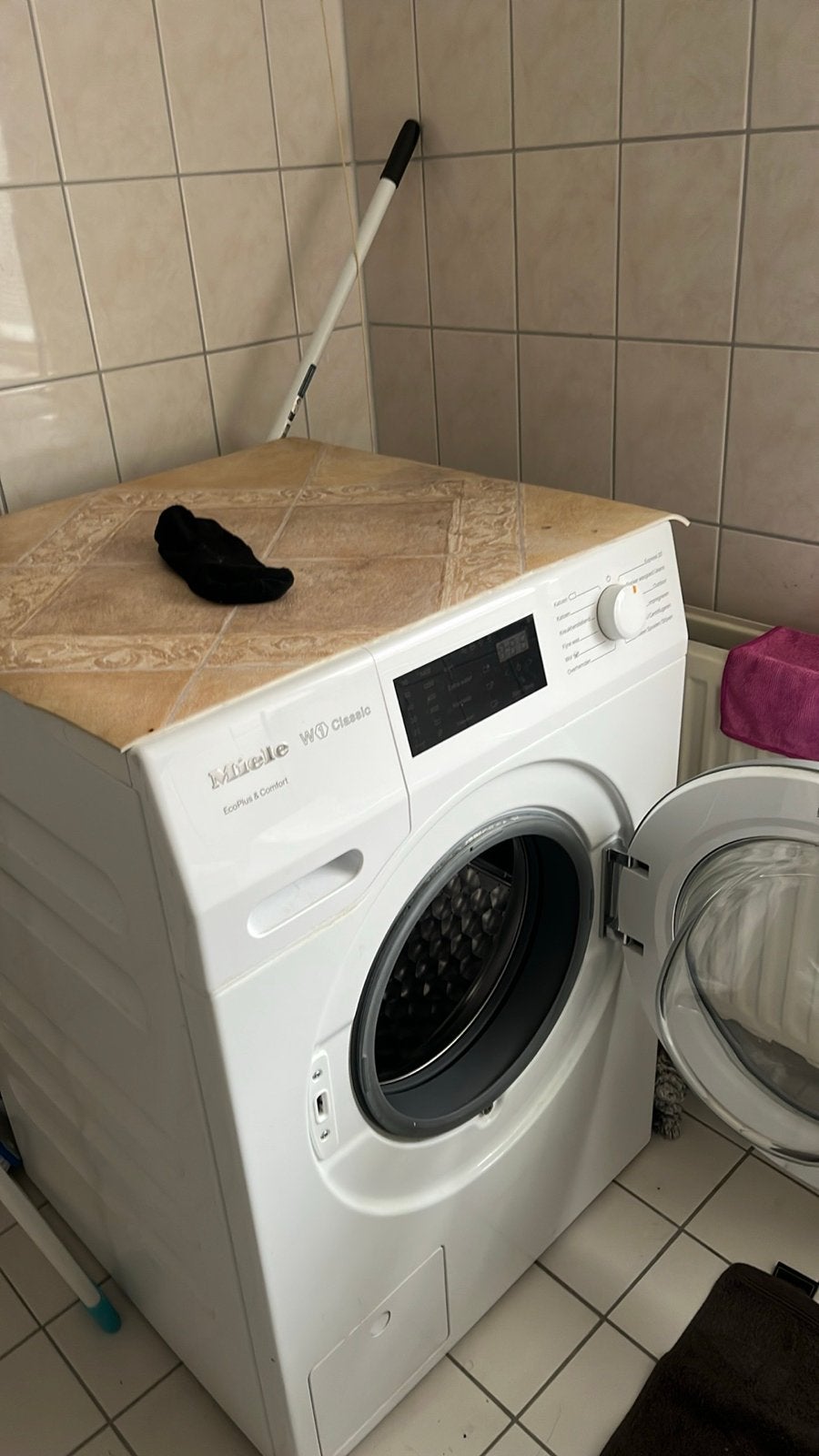 Miele W1 Classic Wasmachine EcoPlus & Comfort, Ophalen, Zo goed als nieuw, 85 tot 90 cm, 1200 tot 1600 toeren