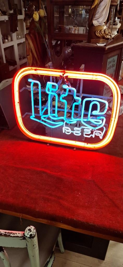 neon reclame, Gebruikt, Neon@hotmail.com, Lichtbak of (neon) lamp, Bondstreet1 Milwaukie
