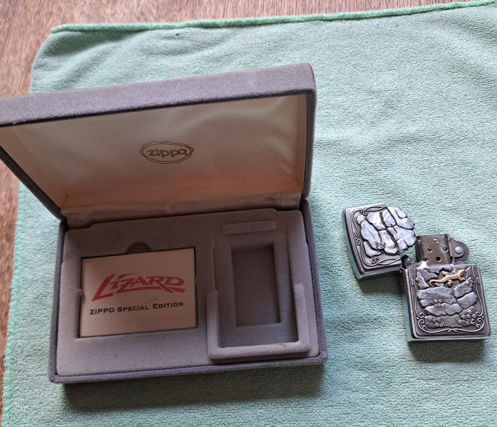 zippo aansteker, Ophalen of Verzenden, Gebruikt, Aansteker