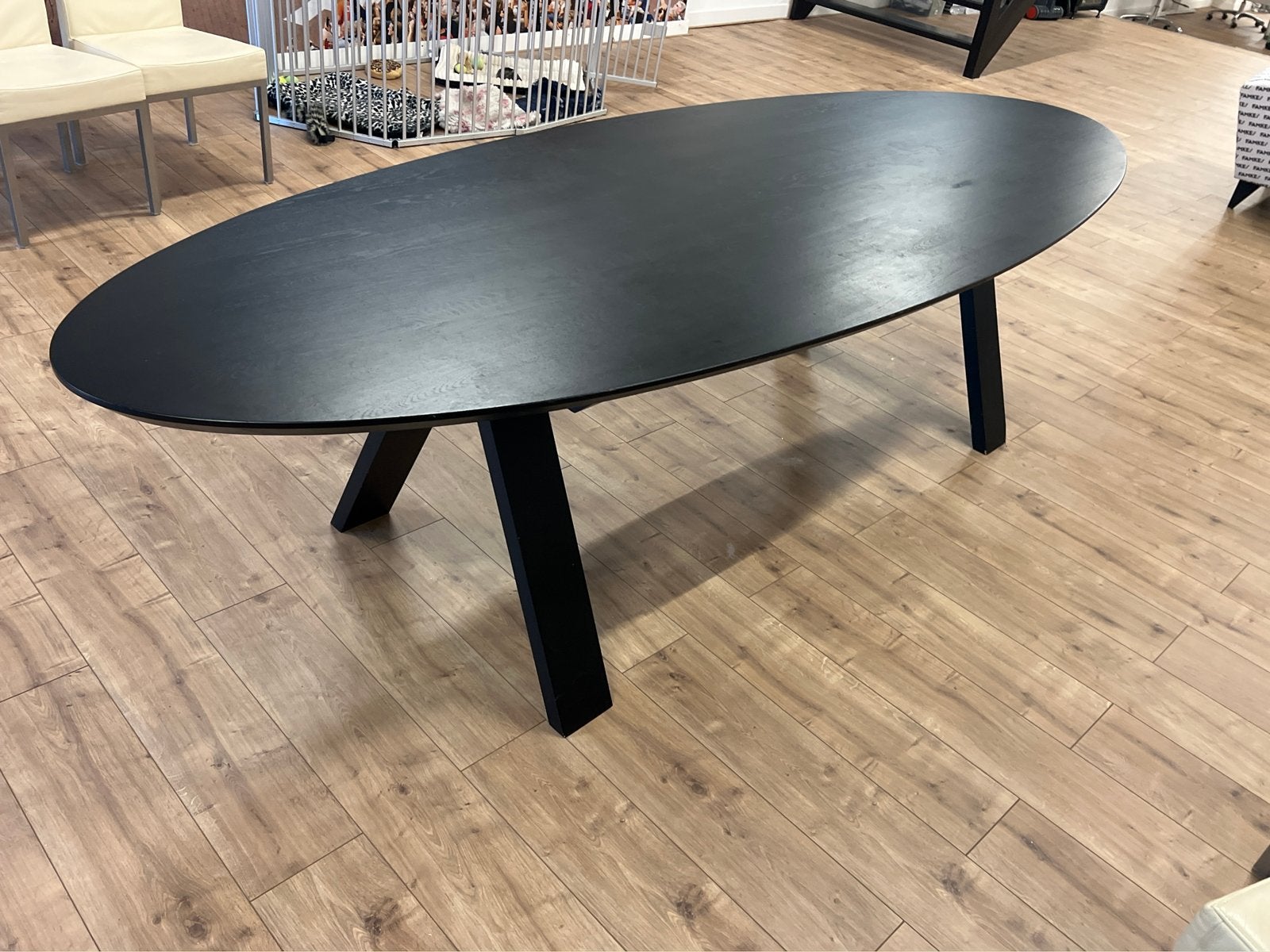 Ovale zwarte eettafel - Modern design, Ophalen, Gebruikt, 200 cm of meer, 50 tot 100 cm