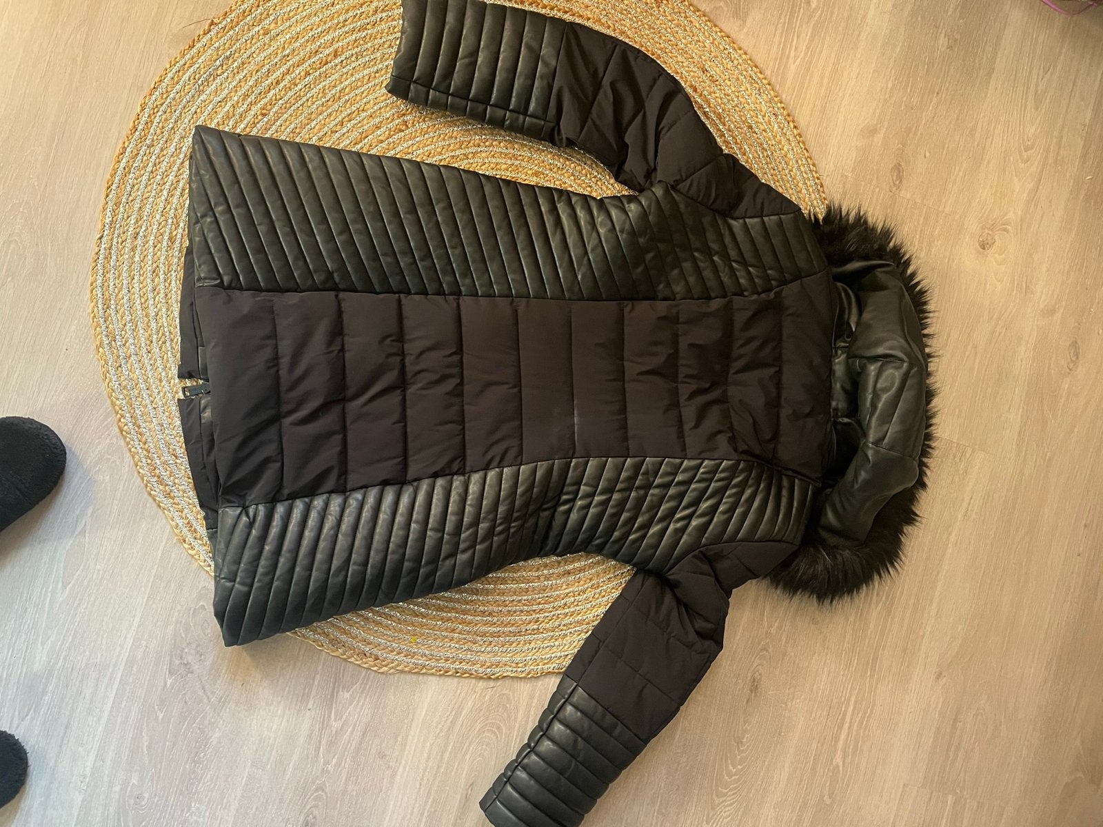 Guess jas oxana xxl zgan, Ophalen of Verzenden, Zo goed als nieuw, Maat 46/48 (XL) of groter, Zwart
