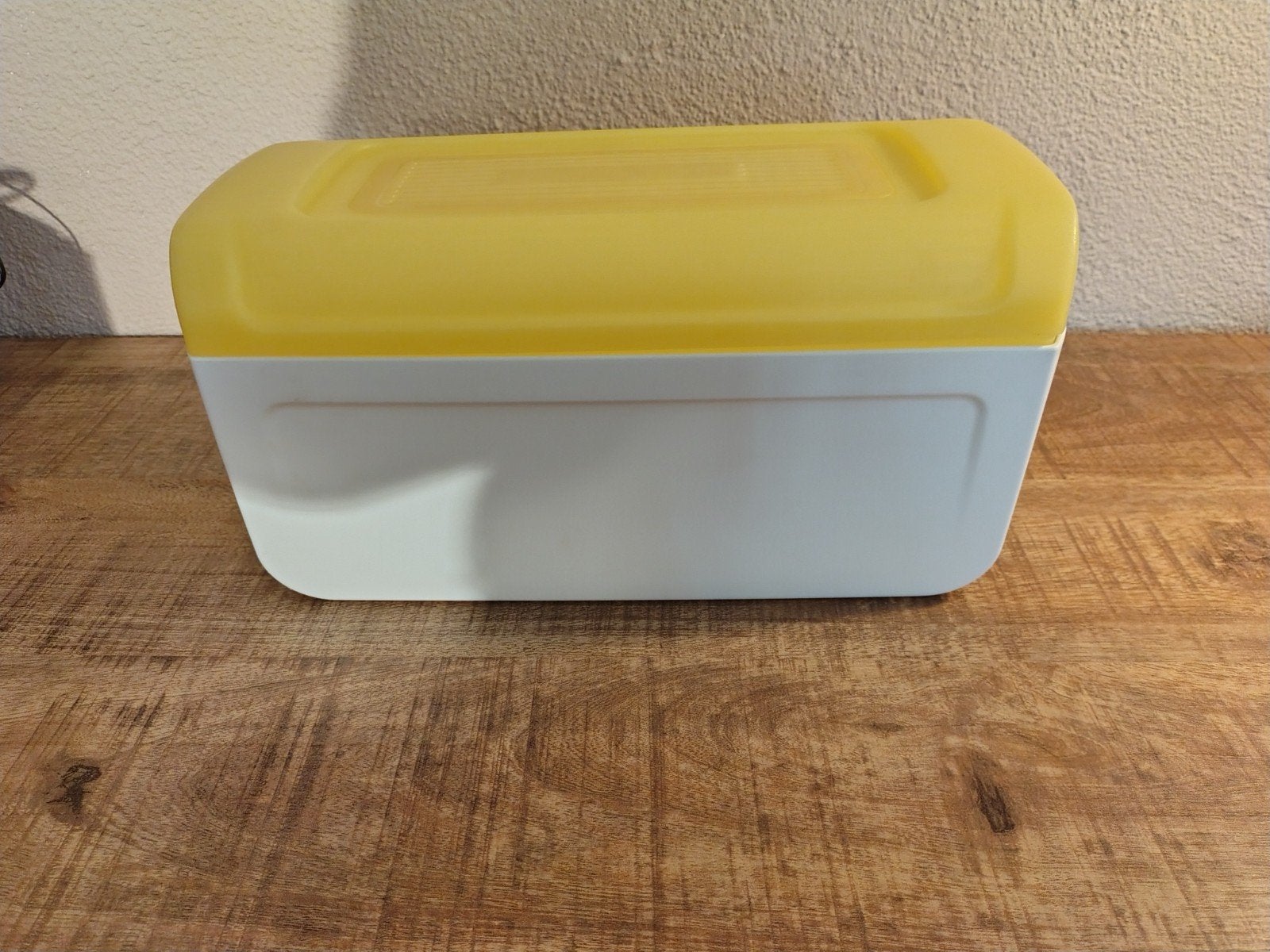 Tupperware Brooddoos Wit/Geel - Vershoudbox, Gebruikt, Bewaardoos, Wit, Ophalen of Verzenden