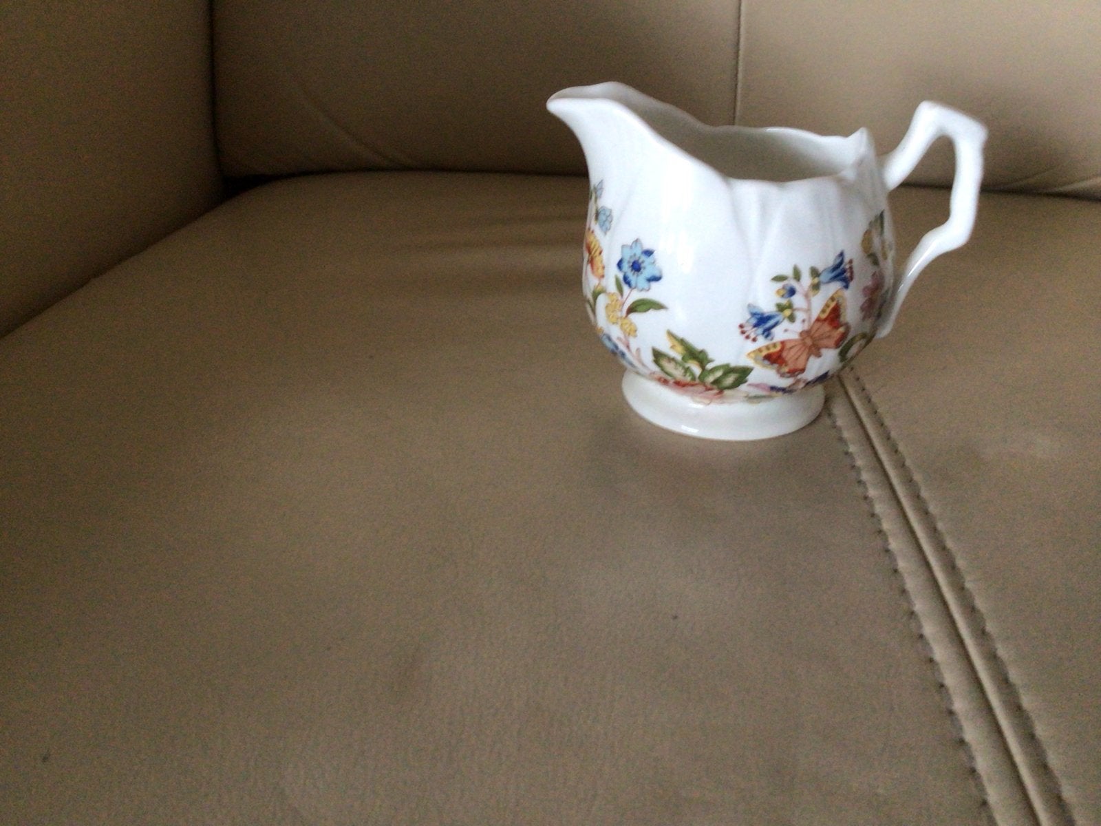 Aynsley Cottage Garden Melkkannetje - Fijn Bone China, Ophalen of Verzenden