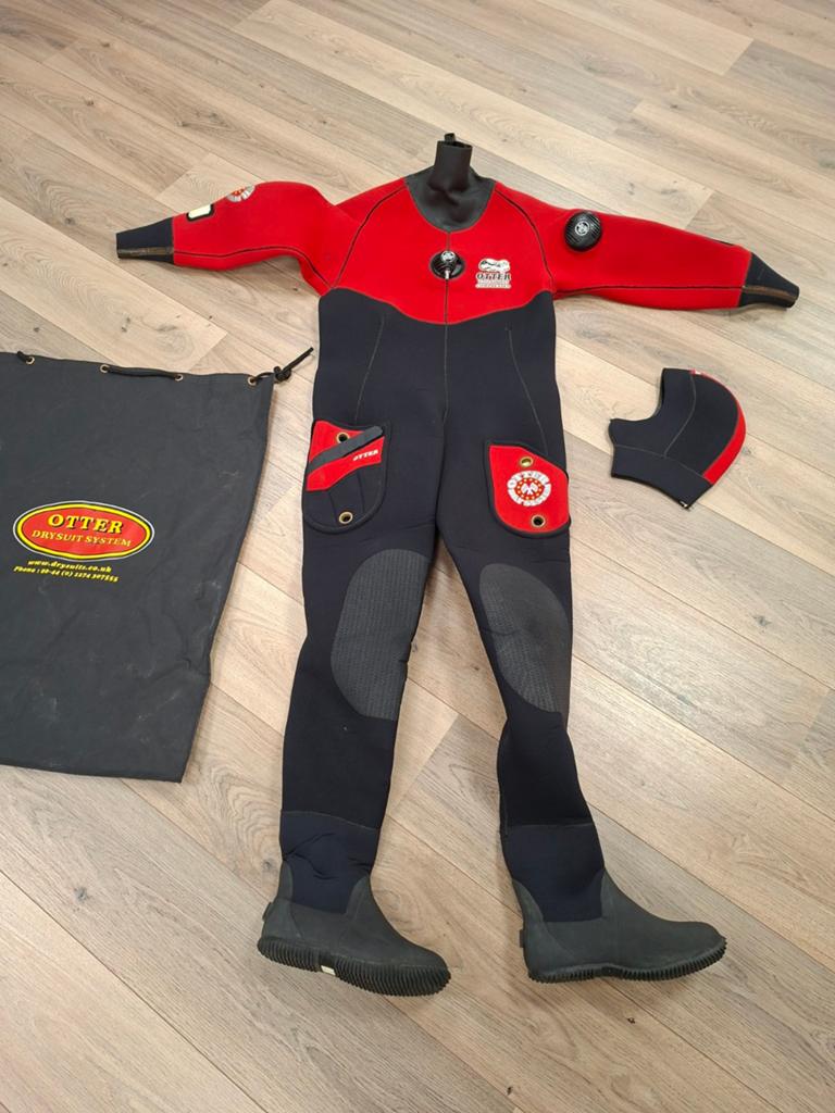 Otter droogpak / drysuit 170 cm AMPER GEBRUIKT, Watersport en Boten, Duiken, Ophalen of Verzenden, Zo goed als nieuw, Duikpak