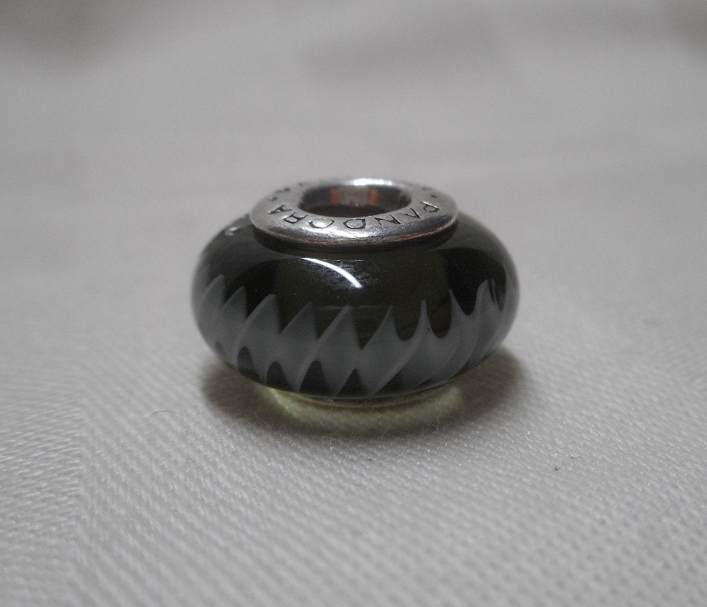 Pandora murano bedel met zilveren kern nr.028, Sieraden, Tassen en Uiterlijk, Bedels, Gebruikt, Pandora, 1 bedel, Glas of Kristal