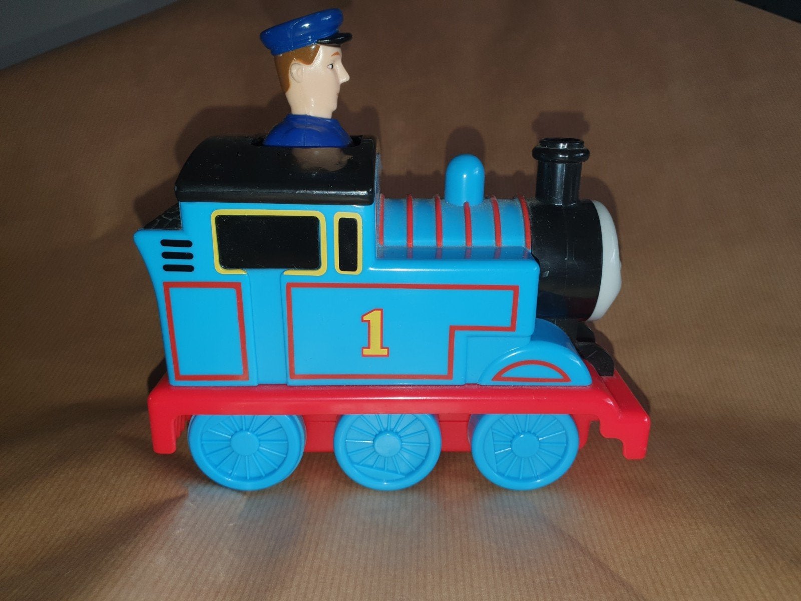 Thomas de Trein speelgoed locomotief met machinist, Ophalen of Verzenden, Zo goed als nieuw