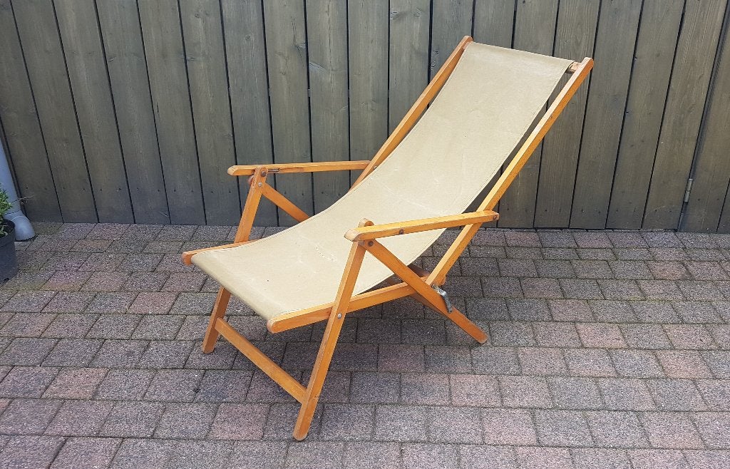 Vintage inklapbare houten ligstoel / tuinstoel, Ophalen of Verzenden, Gebruikt, Hout, Inklapbaar
