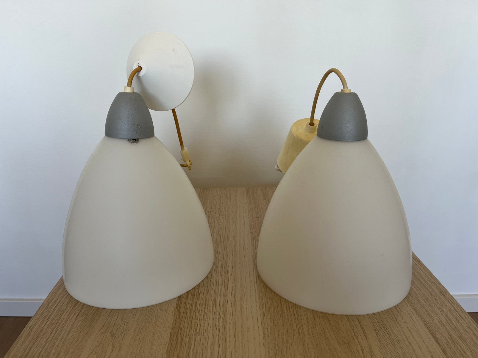 Twee glazen plafondlampen (IKEA), Ophalen, Gebruikt, 24 cm, Wit