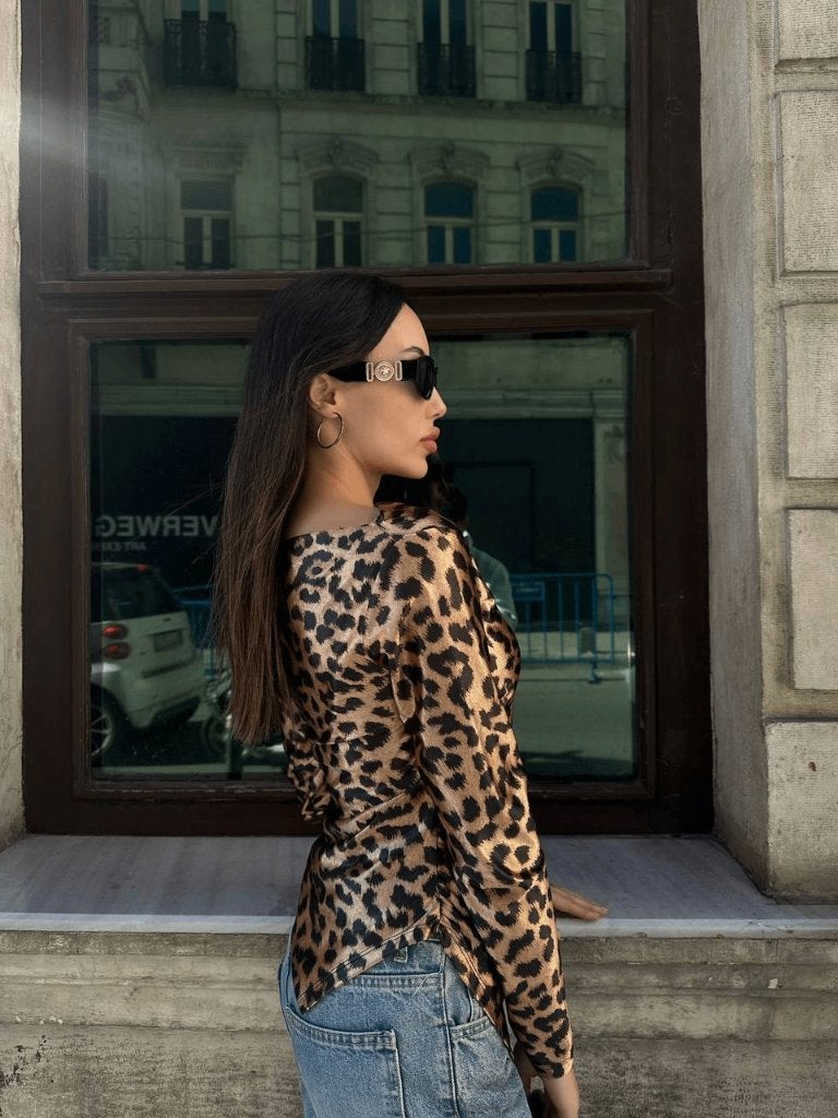 Bulk panterprint kleding - nieuwprijs 900 euro, Ophalen of Verzenden, Nieuw, Bruin