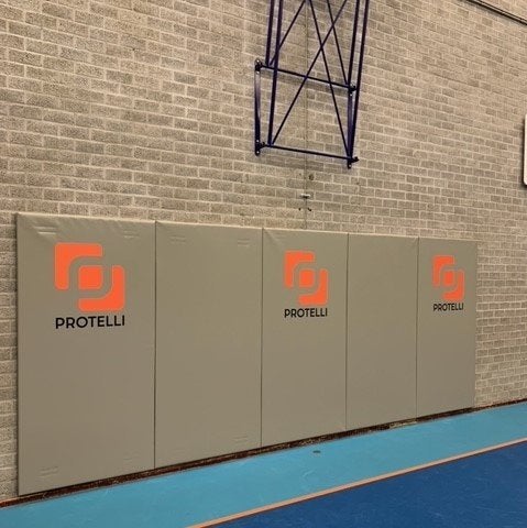 Foto 24 van Protelli paalbescherming, stootkussen en aanrijdbescherming