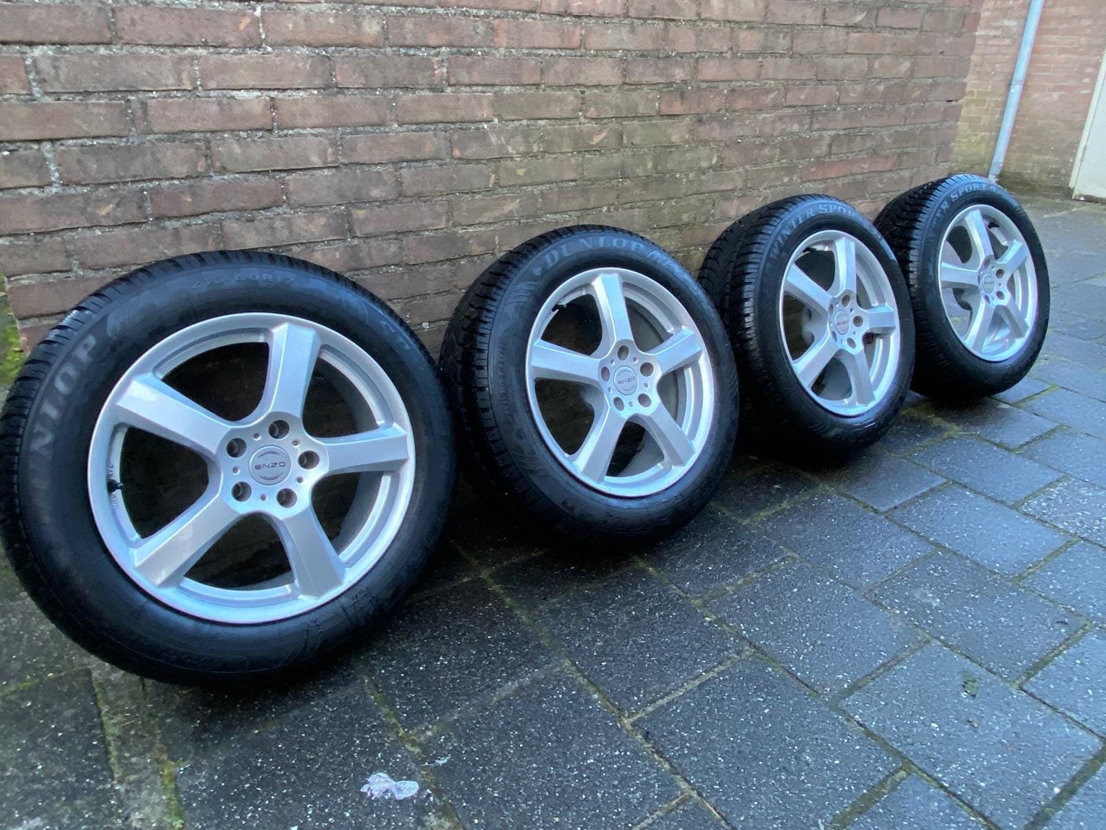 Enzo 17 “ velgen als nieuw+dunlop winterbanden als nieuw, Auto-onderdelen, Banden en Velgen, Ophalen, 215 mm, Banden en Velgen
