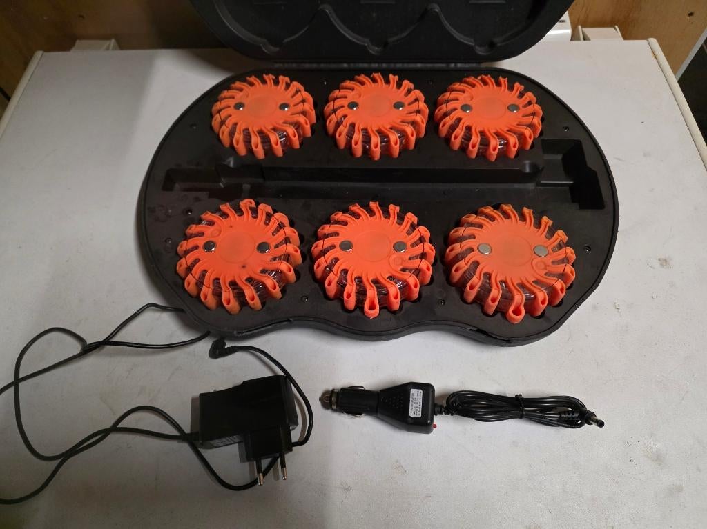 6x Led Flitser, kleur oranje, magnetisch, koffer en oplade, Ophalen, Gebruikt