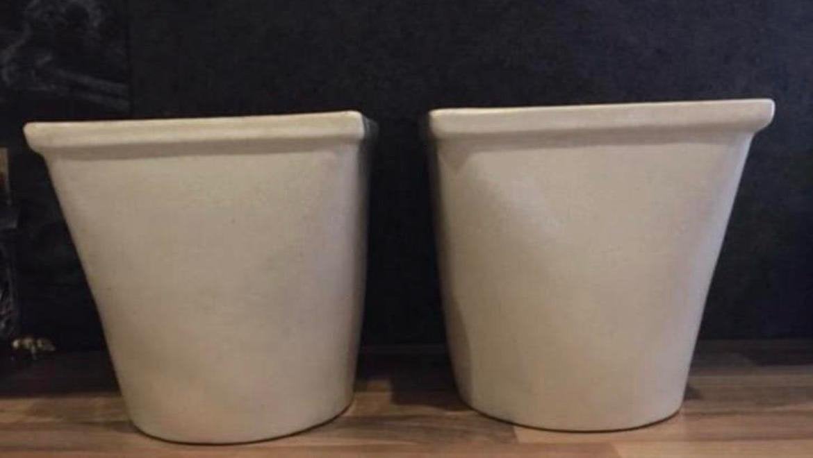 Set van 2 crèmekleurige bloempotten HxD 18,5x18cm, Ophalen, Binnen, Zo goed als nieuw, Overige vormen