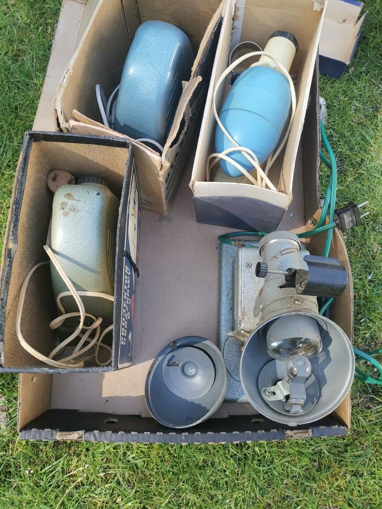 Oude diaprojectors, 4 stuks, Ophalen