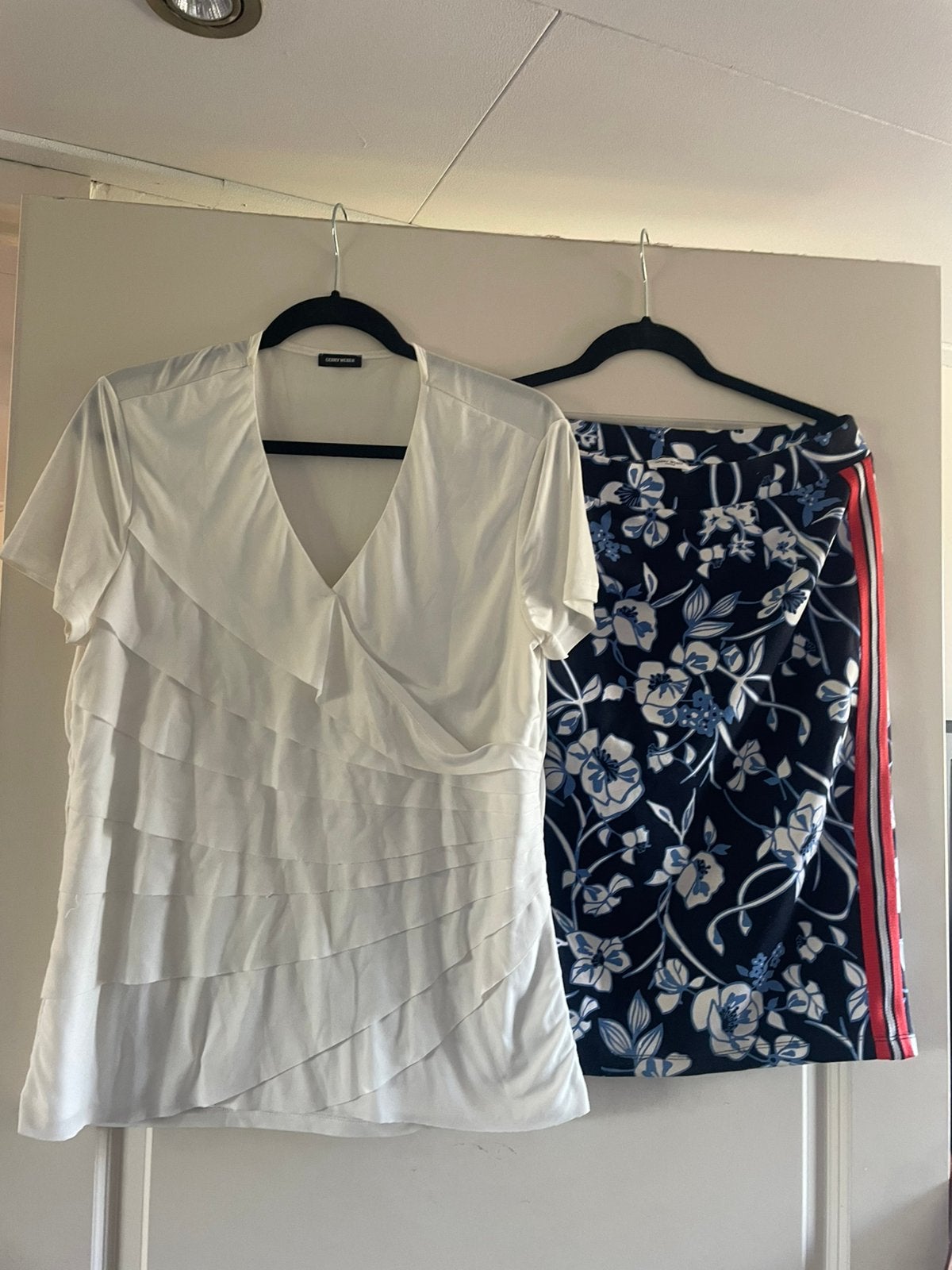 Kledingpakket kledingset 42, Ophalen of Verzenden, Zo goed als nieuw, Maat 42/44 (L)