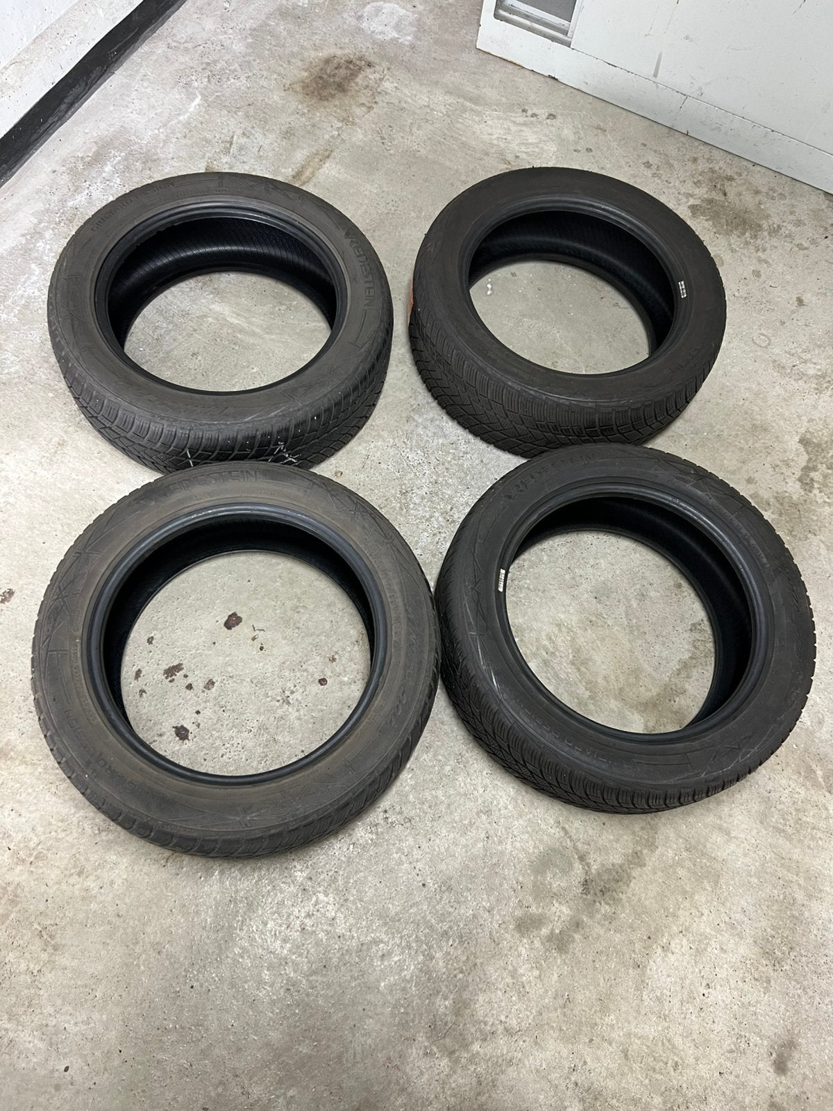 215/55R17 vredestein winterbanden 5,5mm, Auto diversen, Wieldoppen, Ophalen