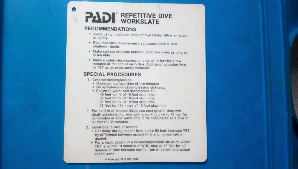 PADI repetitive dive workslate, Watersport en Boten, Duiken, Ophalen of Verzenden