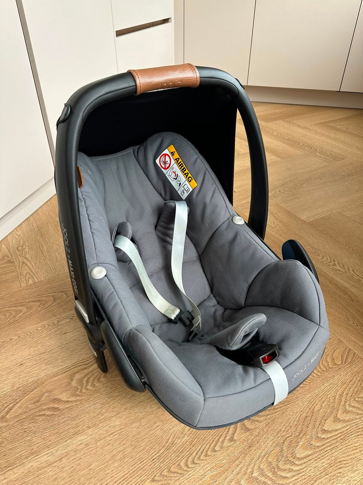 Maxi-Cosi Pebble Pro i-Size Joolz Grey met verkleiner, Ophalen, Autogordel of Isofix, Zijbescherming, Zo goed als nieuw