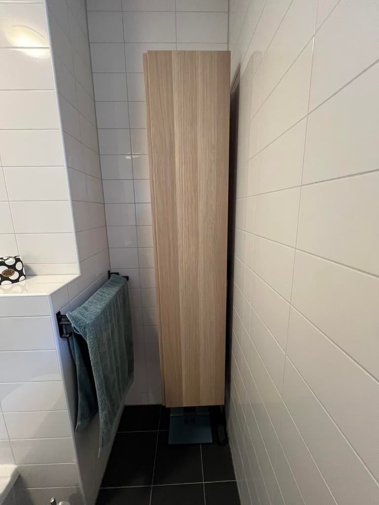 Ikea ÄNGSJÖN badkamerkast eiken, Ophalen, (Half)hoge kast, Minder dan 50 cm, Zo goed als nieuw
