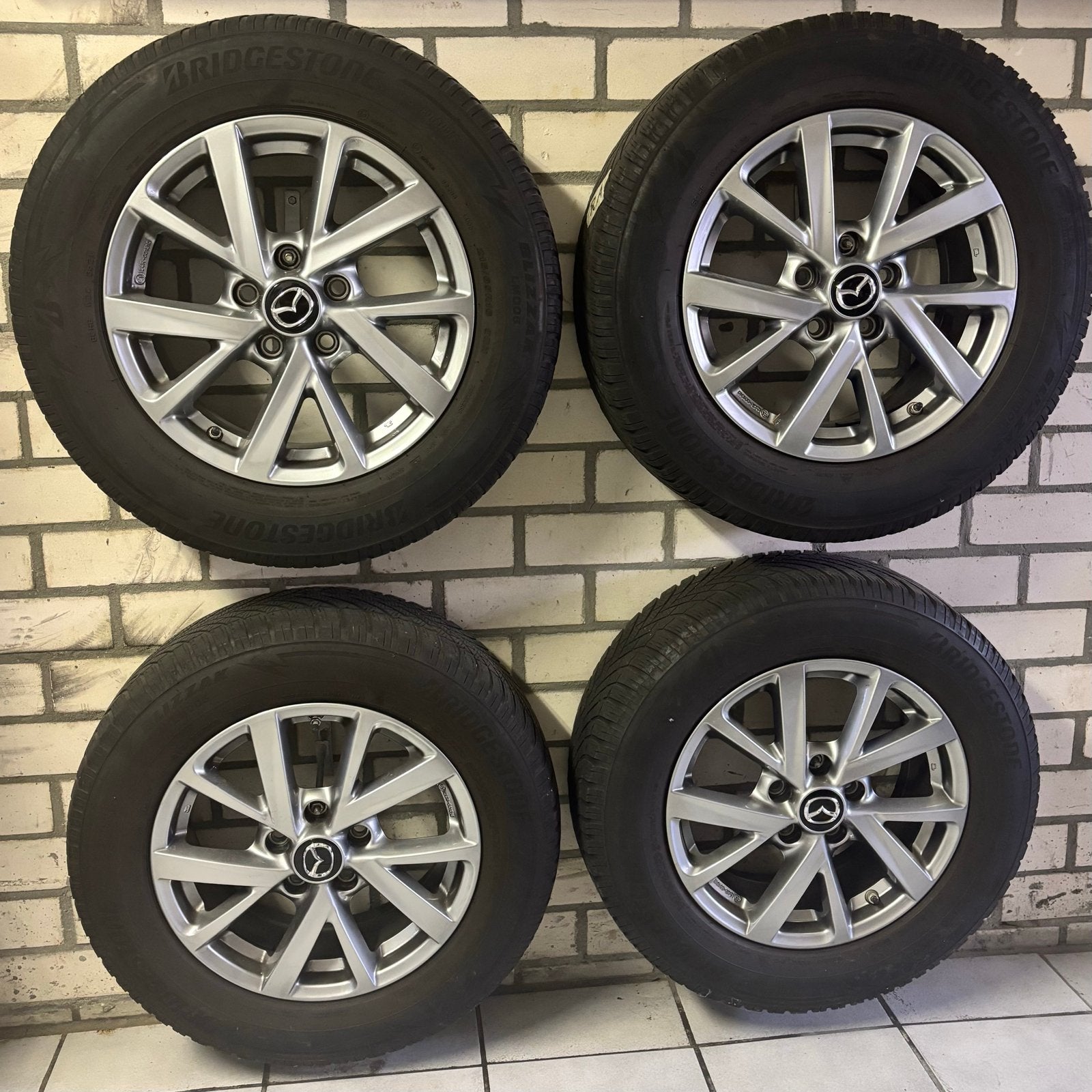 4 Mazda CX30 lichtmetalen velgen met banden (16 inch), Ophalen, Gebruikt, 16 inch, Banden en Velgen