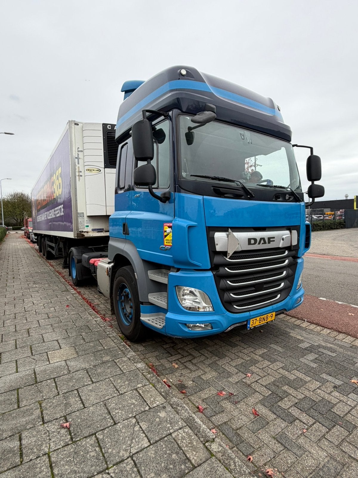 DAF CF 430 – 2019 – Nieuwe V2-tacho – Nieuwe APK, Auto's, Automaat, 430 pk, Adaptive Cruise Control, Blauw