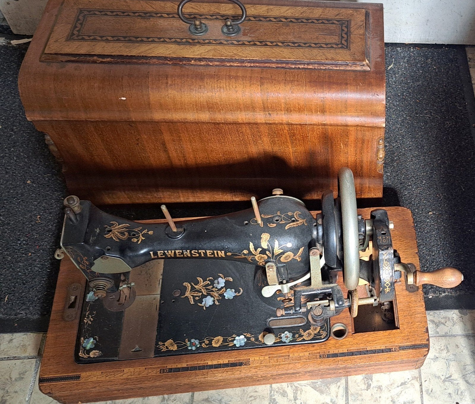 Antieke Lewenstein Naaimachine * Hand aangedreven, Antiek en Kunst, Antiek | Naaimachines, Ophalen